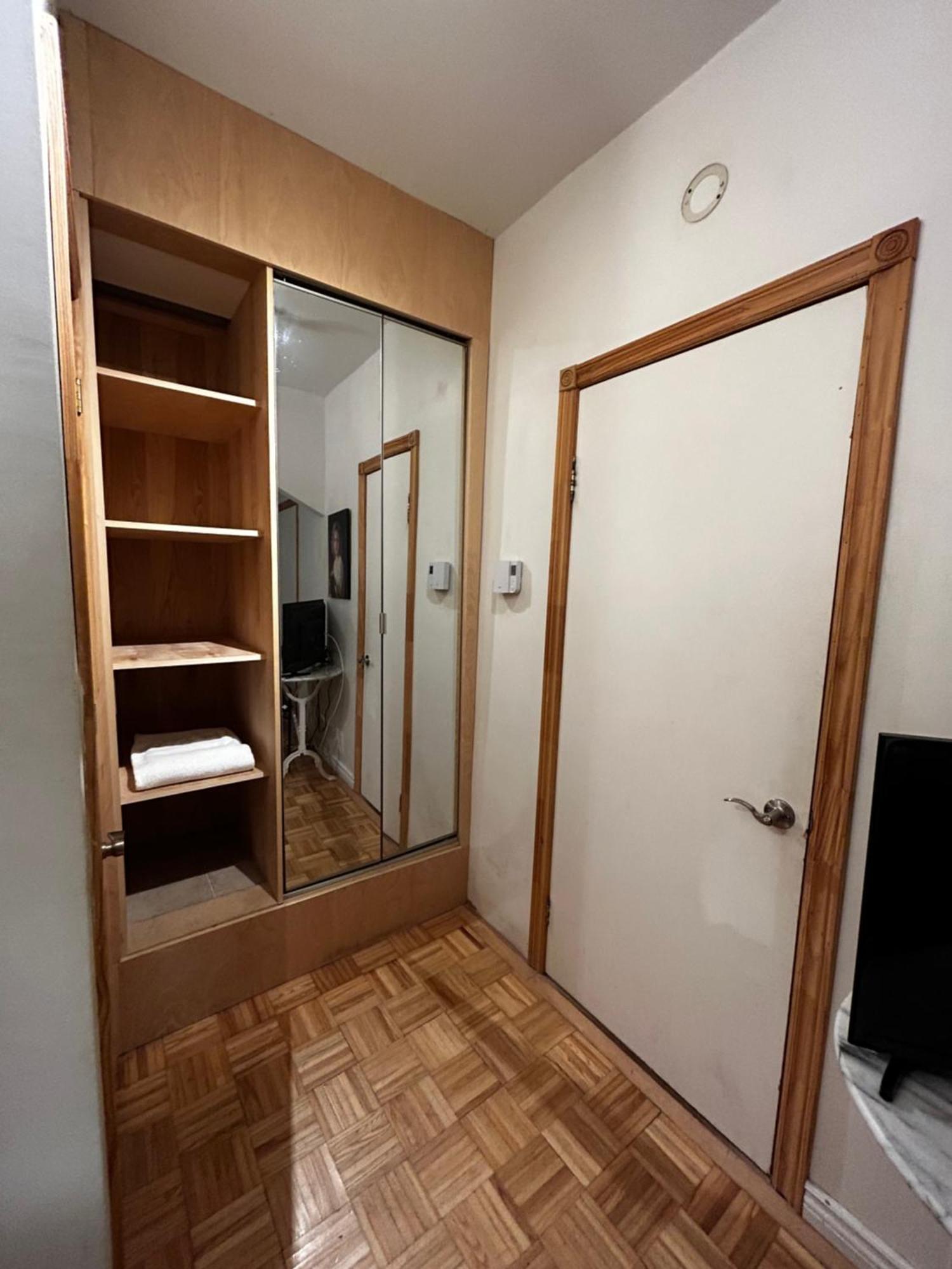Gite Le Sieur De Joliette Montréal Exterior foto